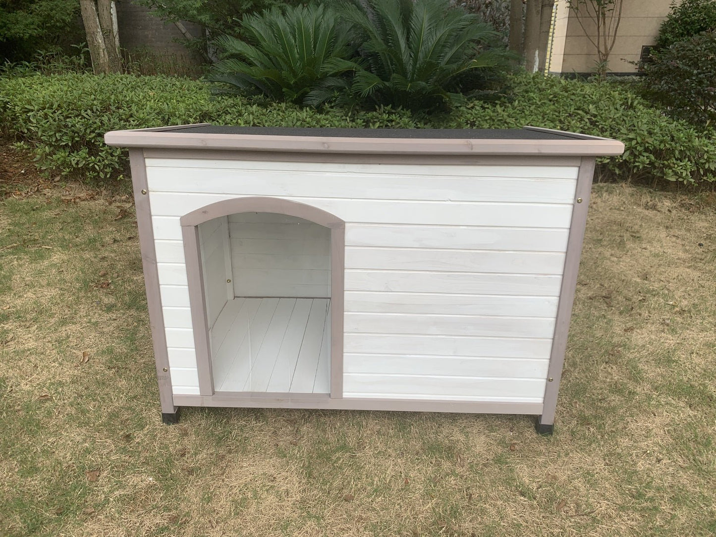 YES4PETS XL Timber Pet Dog Kennel House Puppy Wooden Timber Cabin With Stripe White - DogsDomain.com.au