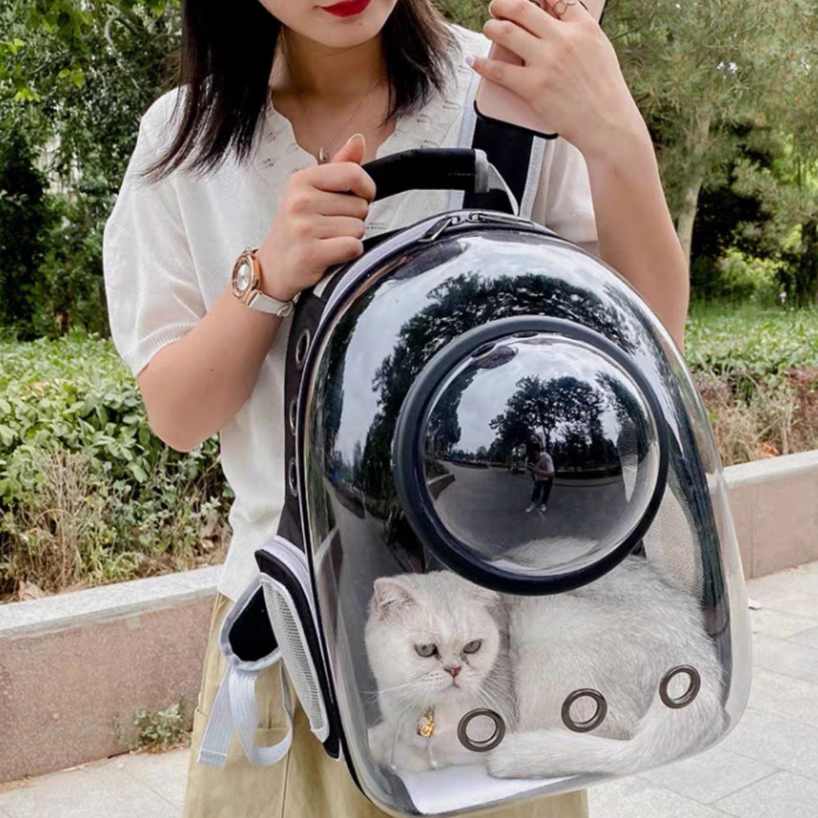 Floofi Space Capsule Backpack - Model 2 (Black) FI-BP-108-FCQ - DogsDomain.com.au