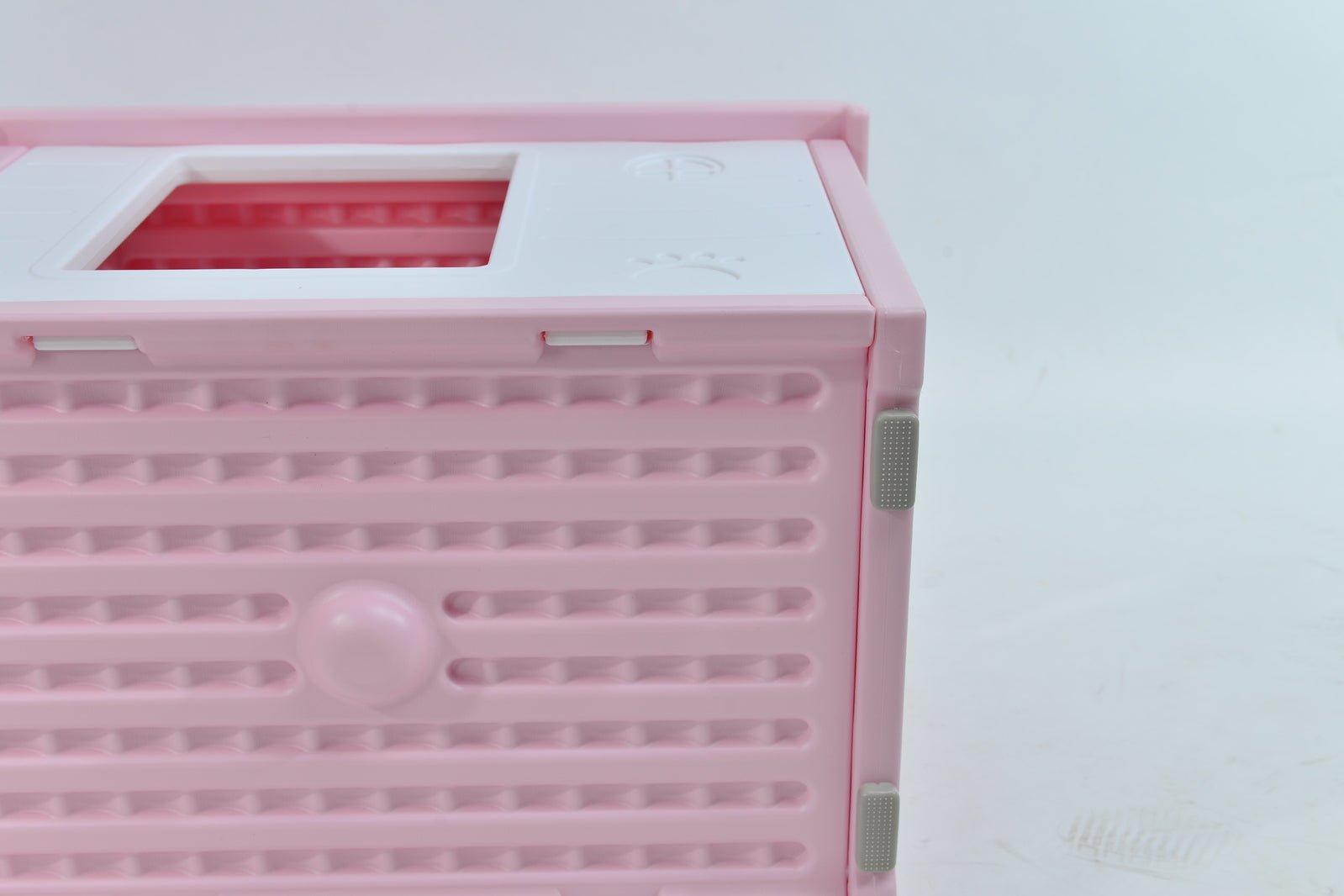 YES4PETS Small Plastic Pet Dog Puppy Cat House Kennel Pink - DogsDomain.com.au